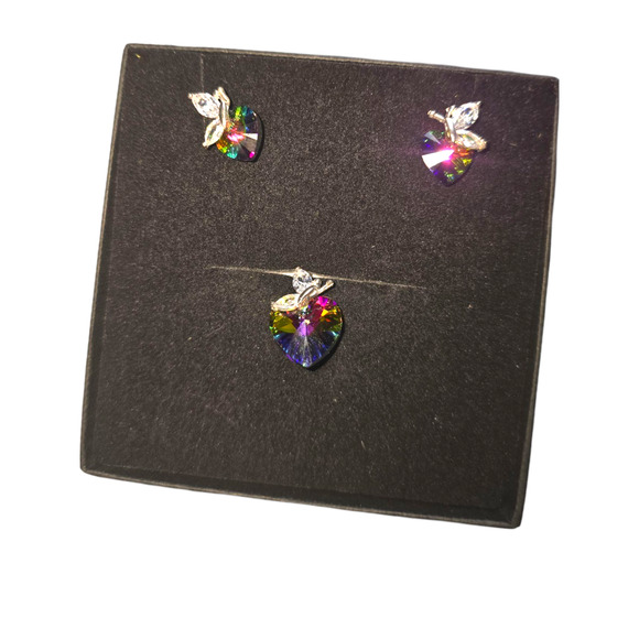 Rubylishious 
Silver set of earrings and pendant butterfly with multicolor heart - Picture 2 of 2